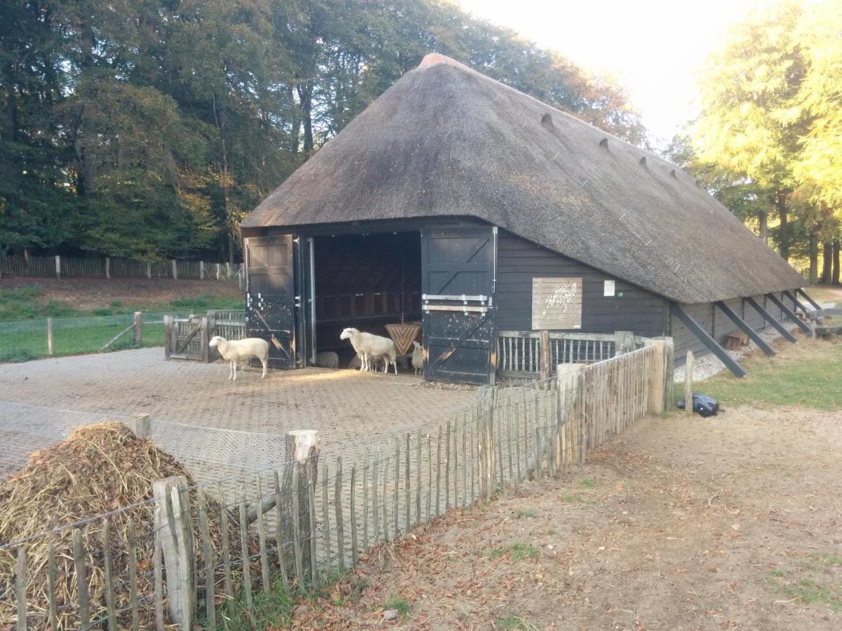 Chalet Hoenderloo Den Exterior photo